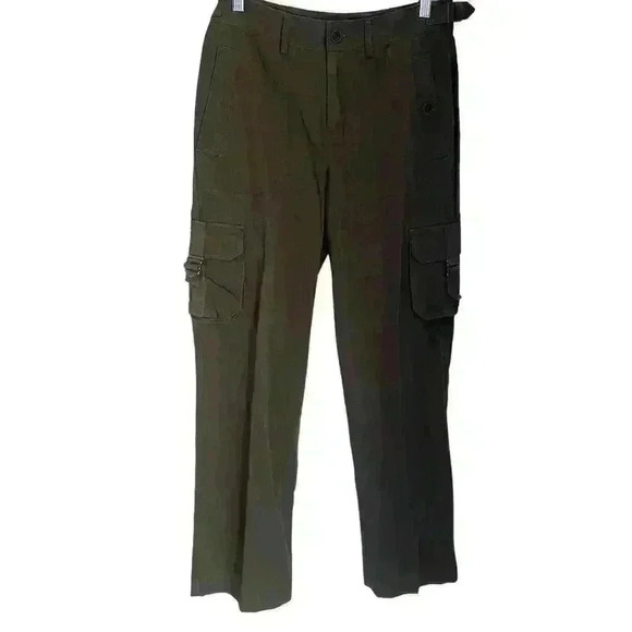 Lauren by Ralph Lauren Pants - Lauren Ralph Lauren cargo pants size 6 in excellent condition